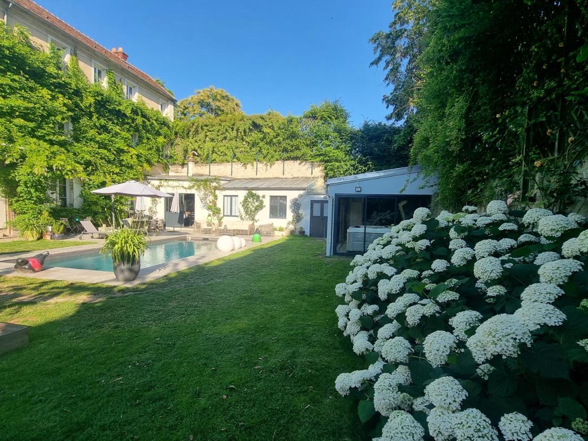 Bed & Breakfast Demeure Les Aiglons, D'hotes & Fontainebleau