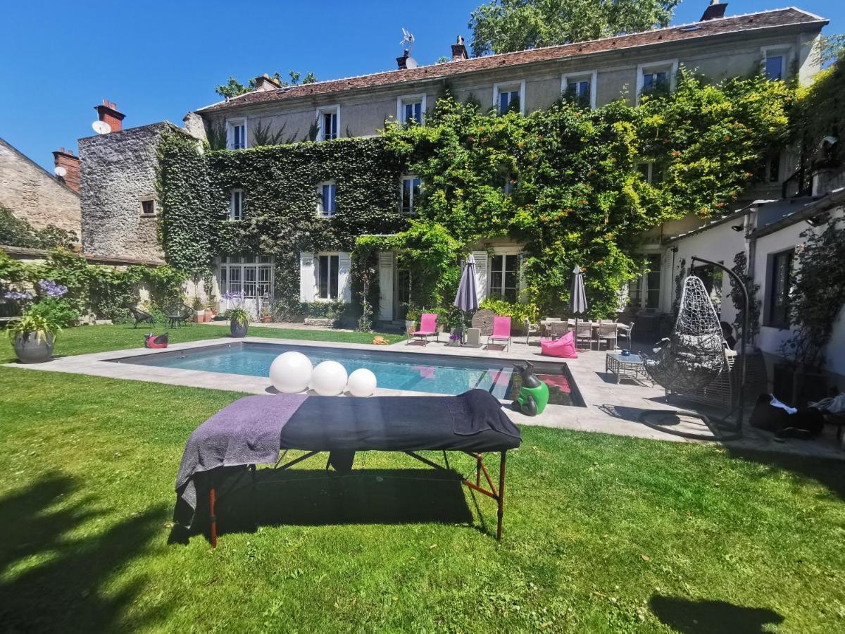 Bed & Breakfast Demeure Les Aiglons, D'hotes & *